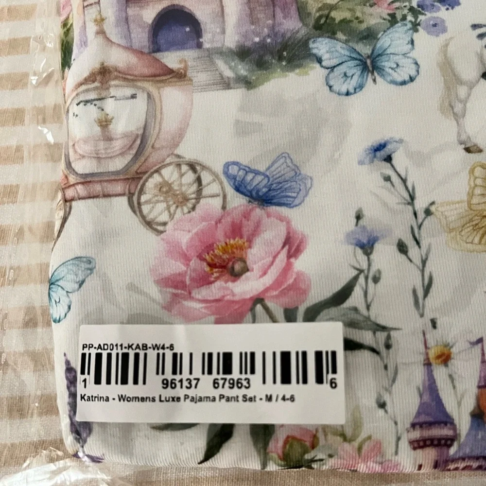 NWT- Posh Peanut Floral Katrina women’s luxe Pajama Set - Picture 2 of 3